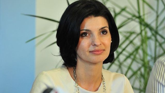 Lavinia Șandru: „Am început o viață nouă alături de un om care mă face fericită, aşteptăm un copil"