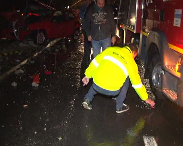 Patronul unui restaurant din Piteşti a lovit o maşină şi a fugit de la locul faptei