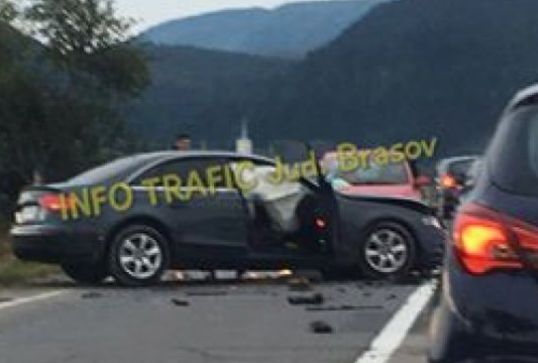 Accident cumplit în Braşov, duminică seara. O persoană a murit 