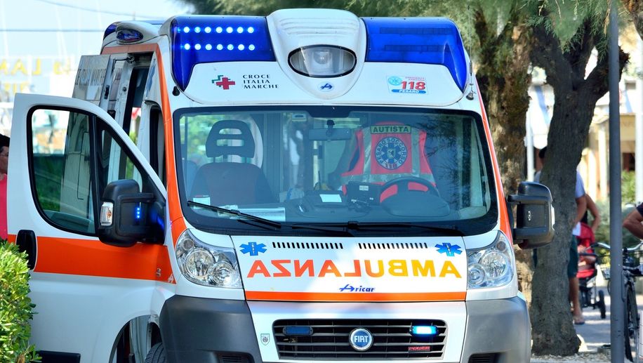 Român găsit mort într-o maşină, în Italia! MAE confirmă informația