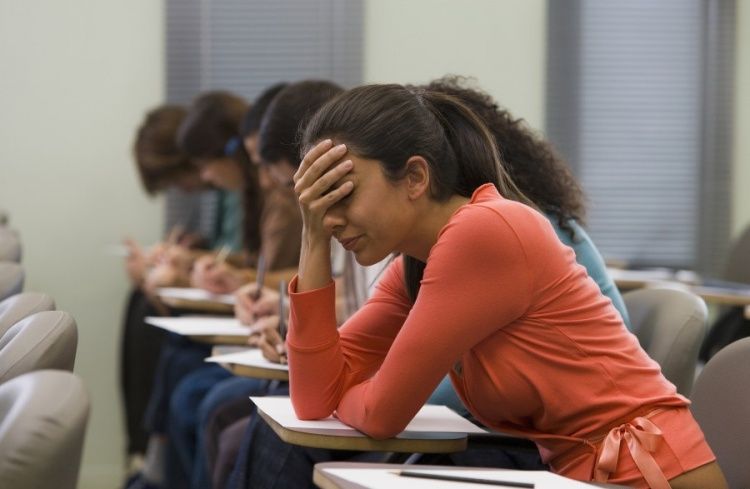 Legile lui Murphy pentru studenți: 10 lucruri care pot să meargă prost