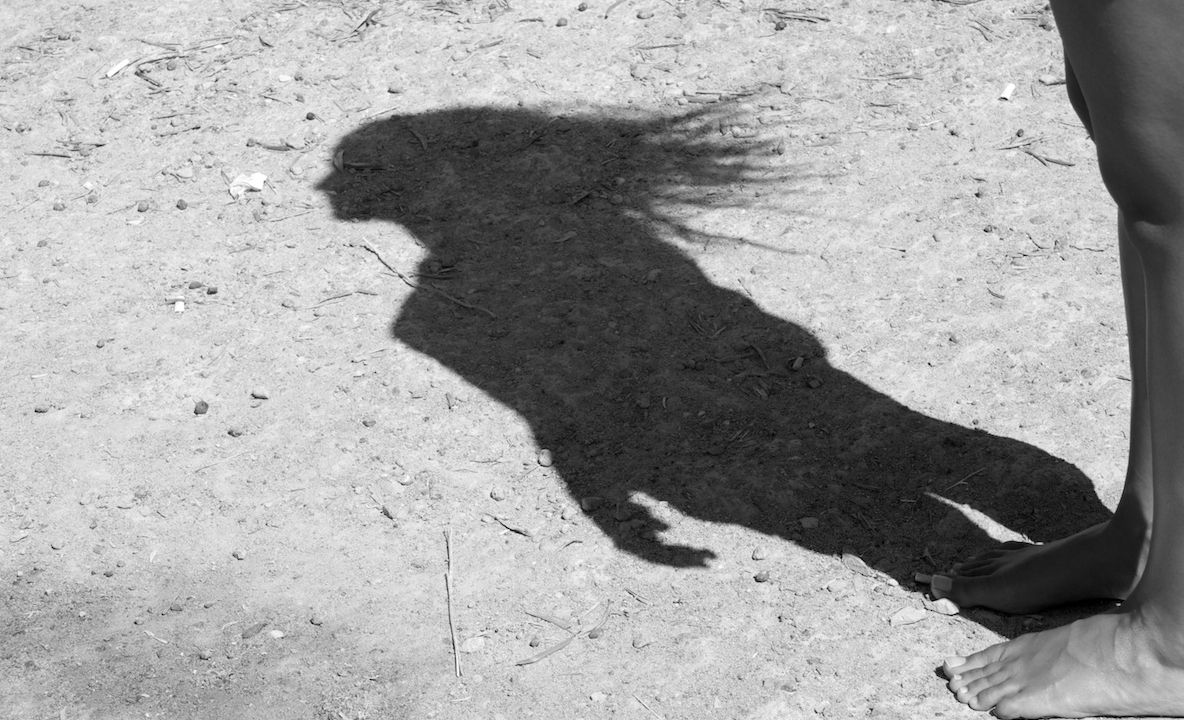 O mamă și-a crescut fiul ca pe o fetiță până la șapte ani. Ce se întâmplă acum cu el? Șocant