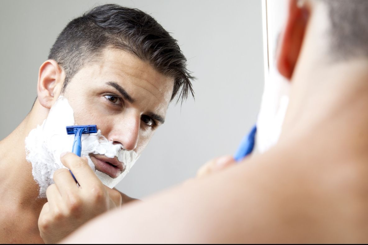 Ora din zi la care este cel mai bine să te bărbierești sau să te epilezi