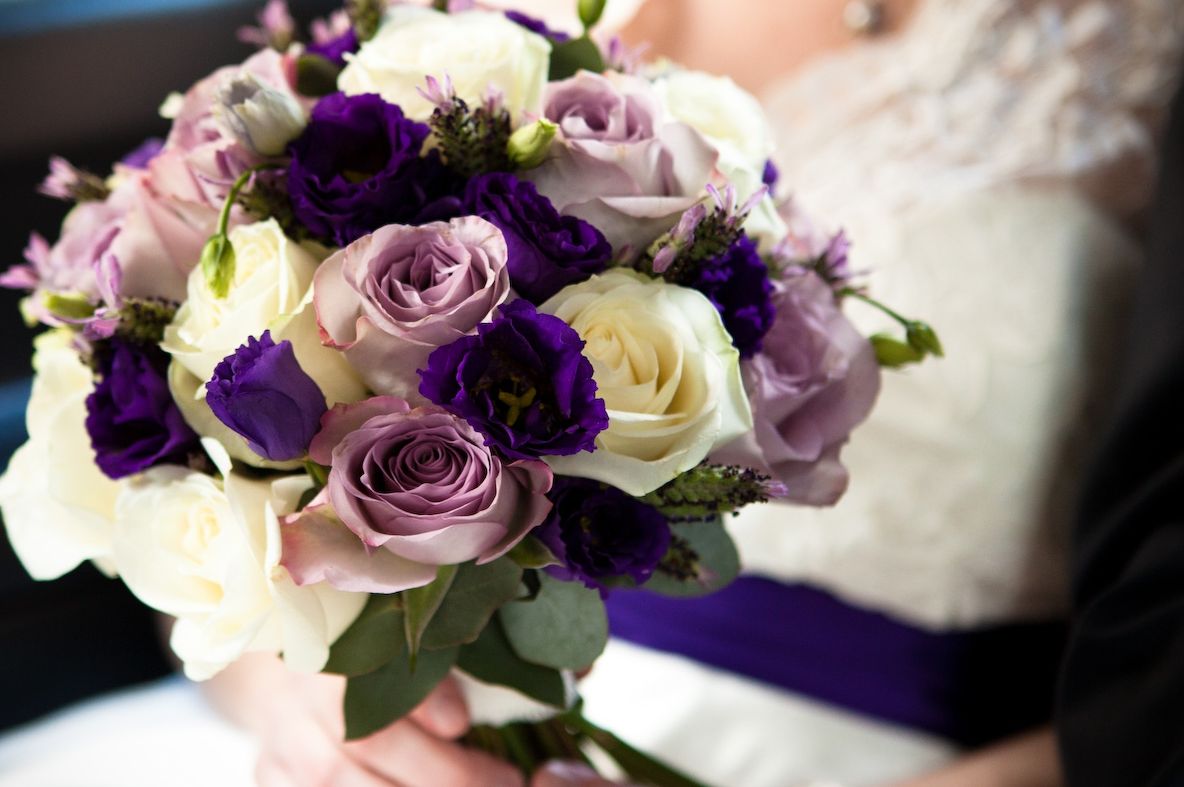 A pus o aspirină în vaza în care avea pus buchetul de flori de la nunta ei. Efectul, de neimaginat