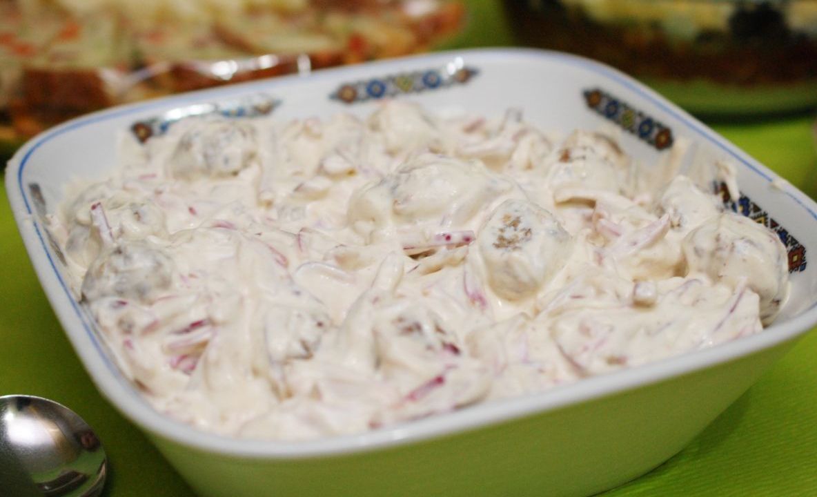 Aşa faci cele mai bune ciuperci cu maioneză. Ingredientul secret care le face şi mai delicioase