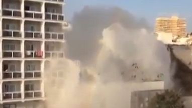 Incident bizar în faţa unui hotel din Malaga. Turiştilor nu le-a venit să creadă ochilor ce văd 