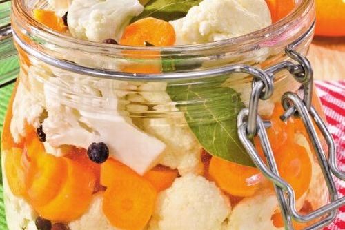 Conopida murată în oţet, un adevărat deliciu pentru iarnă. Reţeta ştiută de puţine gospodine