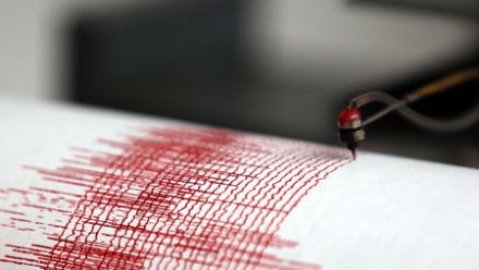 Cutremur la graniţa României, duminică după-amiază