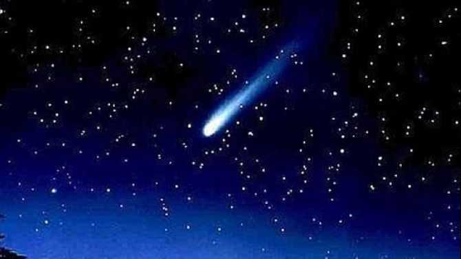 Fenomen astronomic extrem de rar în weekend. Ce poți vedea pe cer 