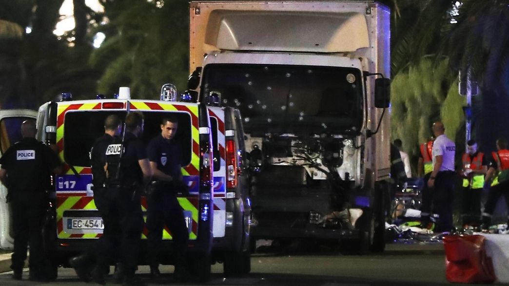 Scandal la nivel înalt în Franţa: politicieni de prim rang, mituiţi de monarhiile arabe?