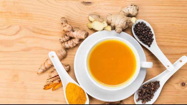Aşa se prepară corect ceaiul de ghimbir. Toată lumea face această mare greşeală