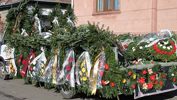 În acest oraş sunt interzise mai mult de trei înmormântări pe zi