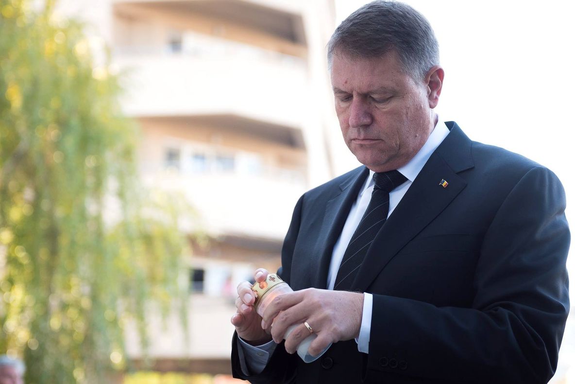 Iohannis a semnat de decretele de numire a doi vicepreşedinţi ICCJ. Cine sunt aceştia 