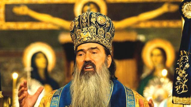 Arhiepiscopul Tomisului, IPS Teodosie, audiat într-un dosar de şantaj 