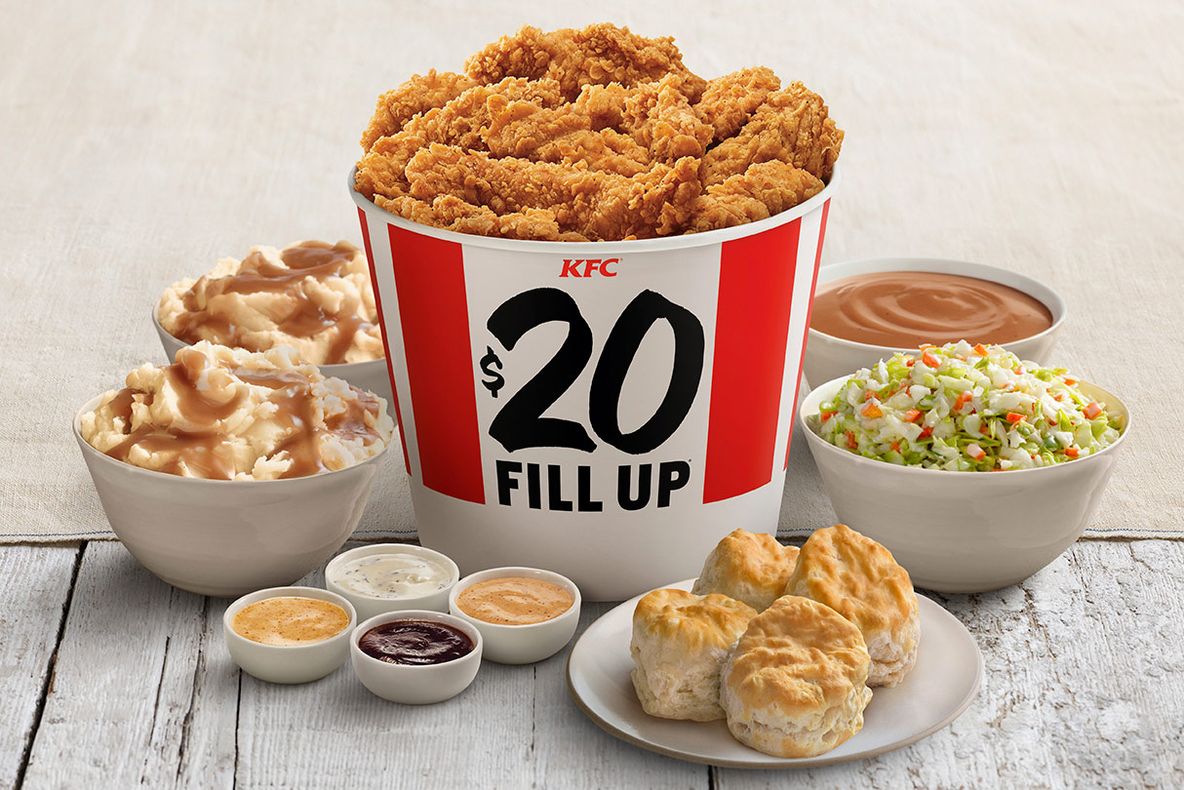 Motivul pentru care o femeie a dat în judecată KFC. Ce arăta reclama şi ce a primit ea 