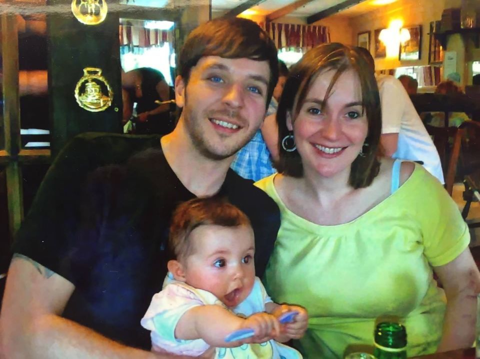 Şi-a zgâriat mâna în grădină. Câteva zile mai tâziu, era moartă: ce a ucis-o, de fapt