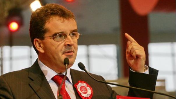 PSD dă în clocot înainte de remaniere. Oprișan îl atacă frontal pe Stănescu
