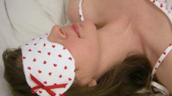 8 lucruri pe care să le eviţi înainte de a merge la culcare