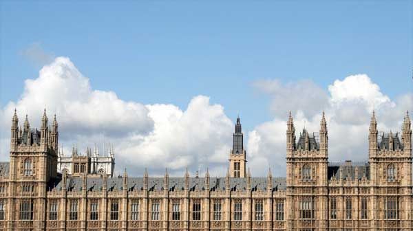 Scandal în Marea Britanie! Politician, acuzat că ar fi violat o femeie în incinta Parlamentului 