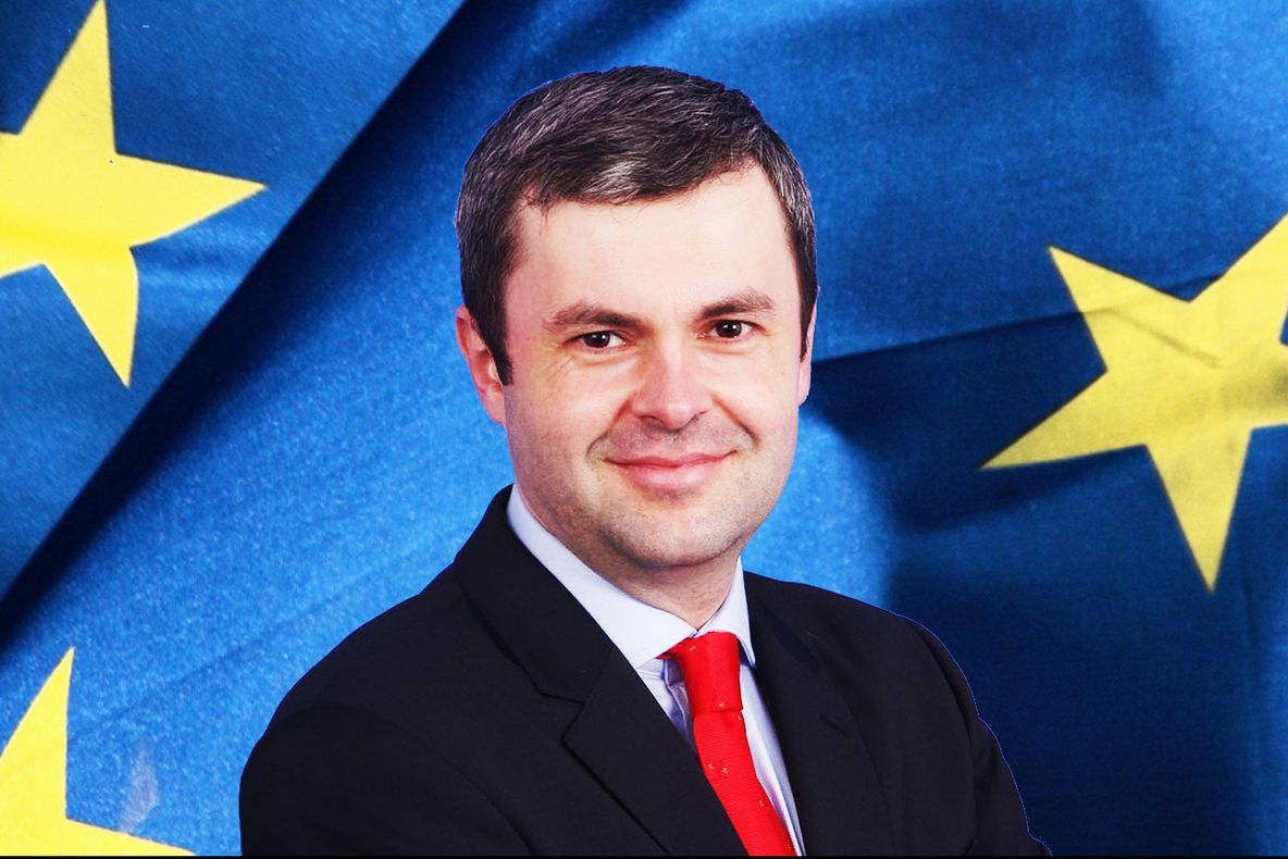 Prima demisie grea din PSD, după ”statul paralel”. Europarlamentarul Sorin Moisa pleacă din partid