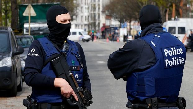 Alertă în Belgia! Un supermarket din sudul țării, evacuat ca urmare a prezenței unui bărbat înarmat