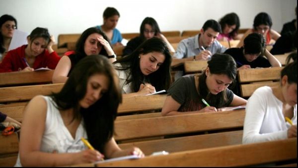 Premieră în România! Cursuri de blogger, vlogger şi influencer la o universitate din Galați