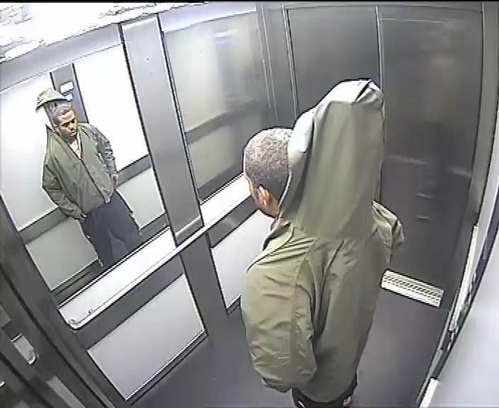 Bărbatul acesta e căutat în toată Marea Britanie. Îţi dai seama de ce din fotografie?