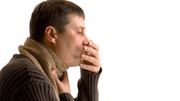 De ce tuşim când suntem răciţi? Acestea sunt cele mai bune metode de a scăpa de tuse