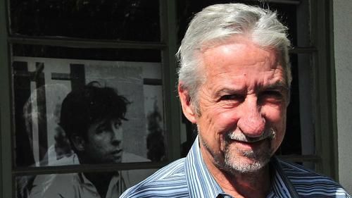 Activistul american Tom Hayden a murit 