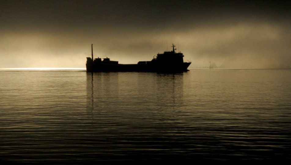 Au văzut o navă-fantomă, plutind în derivă. Urcați la bord, au făcut o descoperire terifiantă