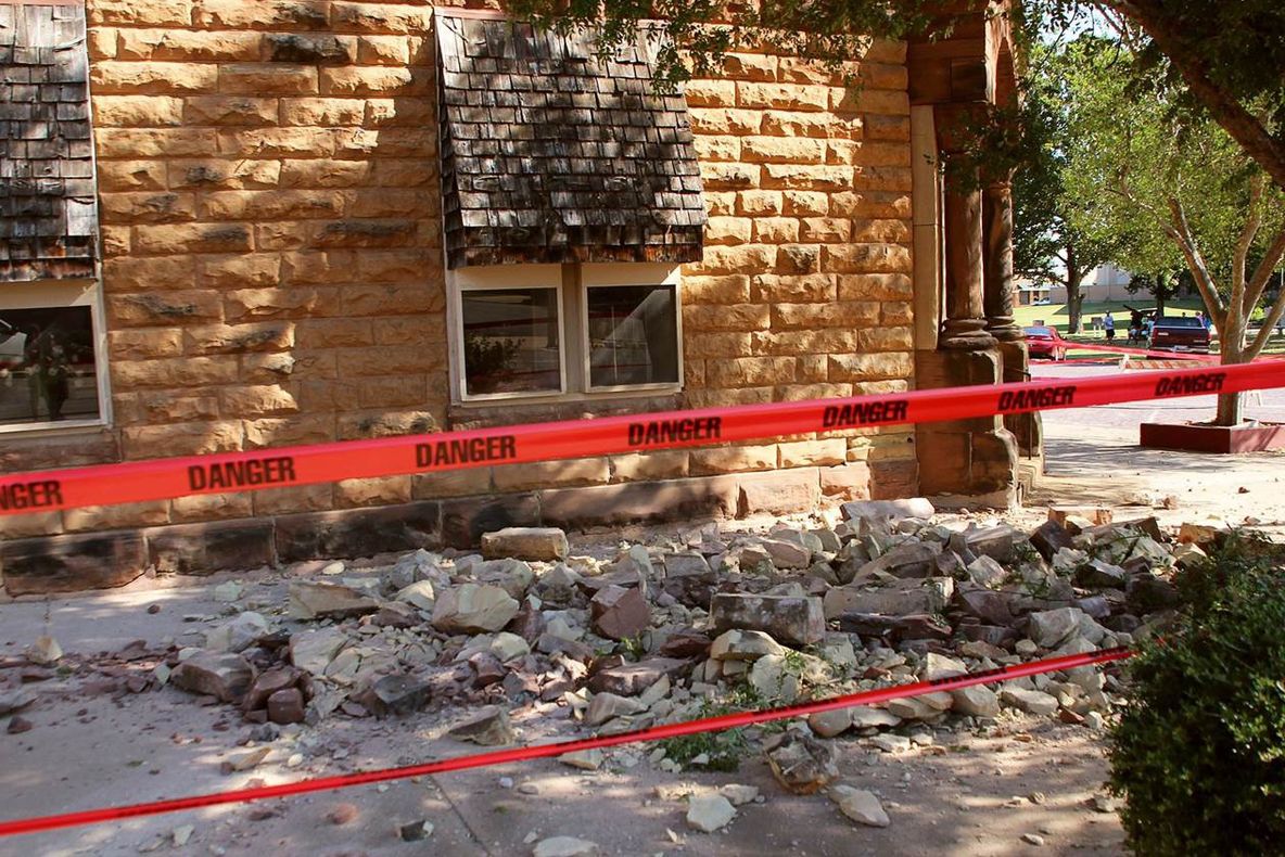 Zeci de clădiri au suferit daune în urma cutremurului produs în statul american Oklahoma