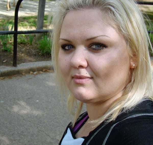 Iubitul i-a spus că e grasă şi a părăsit-o. Blonda s-a pus pe slăbit.ULUITOR! A devenit o bombă sexy