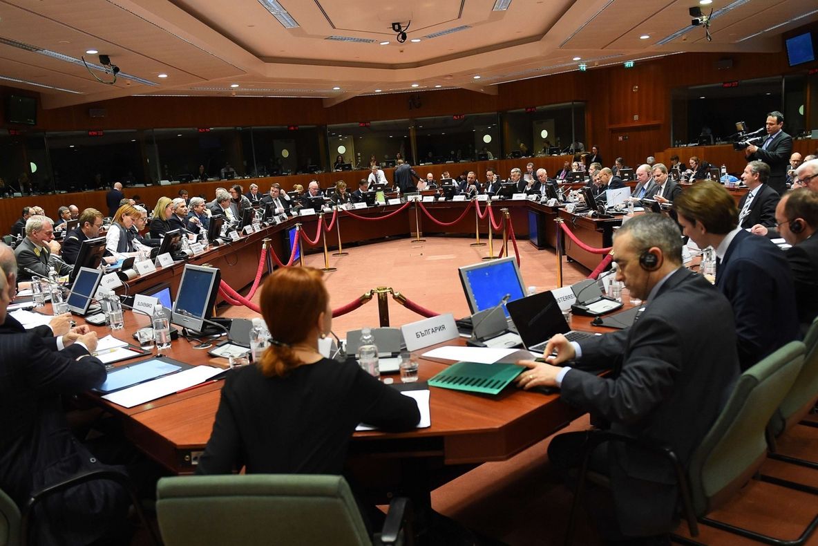 Întâlnire a miniștrilor de Externe din UE, după alegerea lui Trump președinte în SUA! Ce dezbat