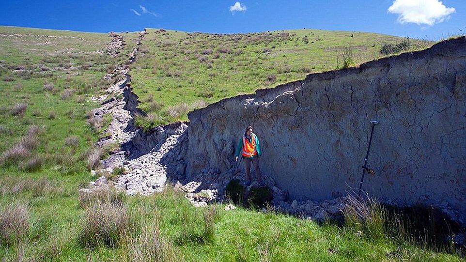 Un zid imens a apărut după cutremurul din Noua Zeelandă