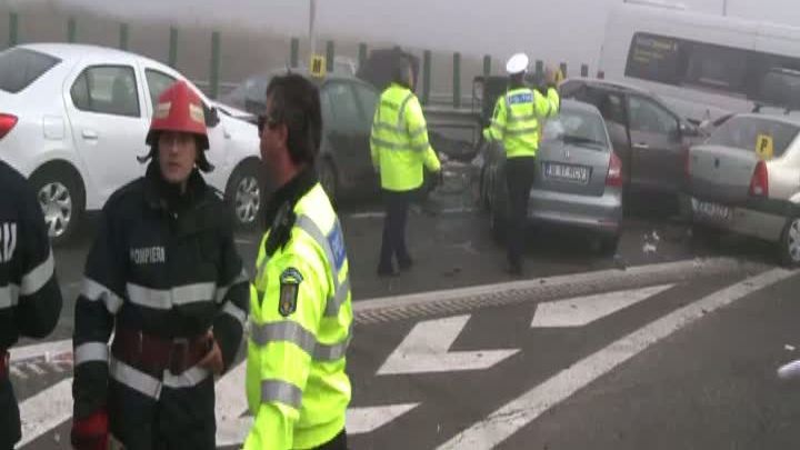 Accident CUMPLIT cu 29 de mașini pe Autostrada Soarelui. Bilanțul: 4 morți, 50 de răniți