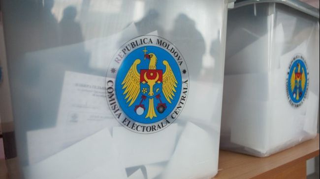 Moldovenii cer demisia Comisiei Electorale Centrale, pe Facebook și printr-o petiție online