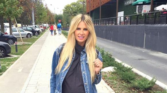 Andreea Bănică, însărcinată în nouă luni. Imagini 