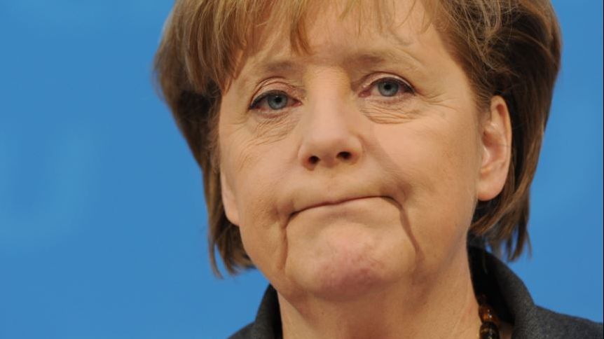 Imagini EMOȚIONANTE! Un copil afgan i-a mulţumit, în lacrimi, lui Merkel pentru primirea în Germania