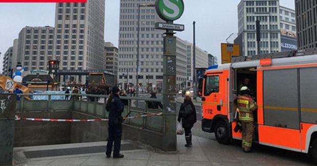 ALERTĂ teroristă în Germania. A fost evacuată o stație de metrou din Berlin