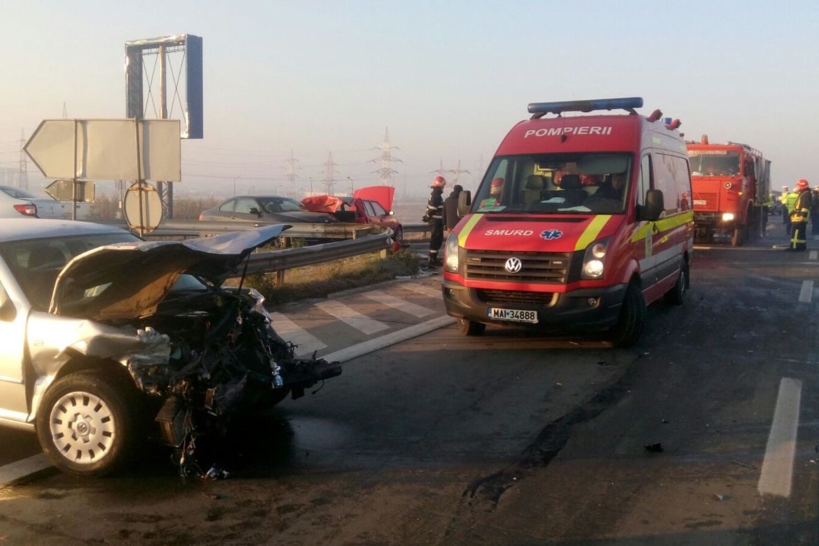 Traficul pe A2 a fost reluat.  Pe anumite tronsoane rutiere se circulă în coloană