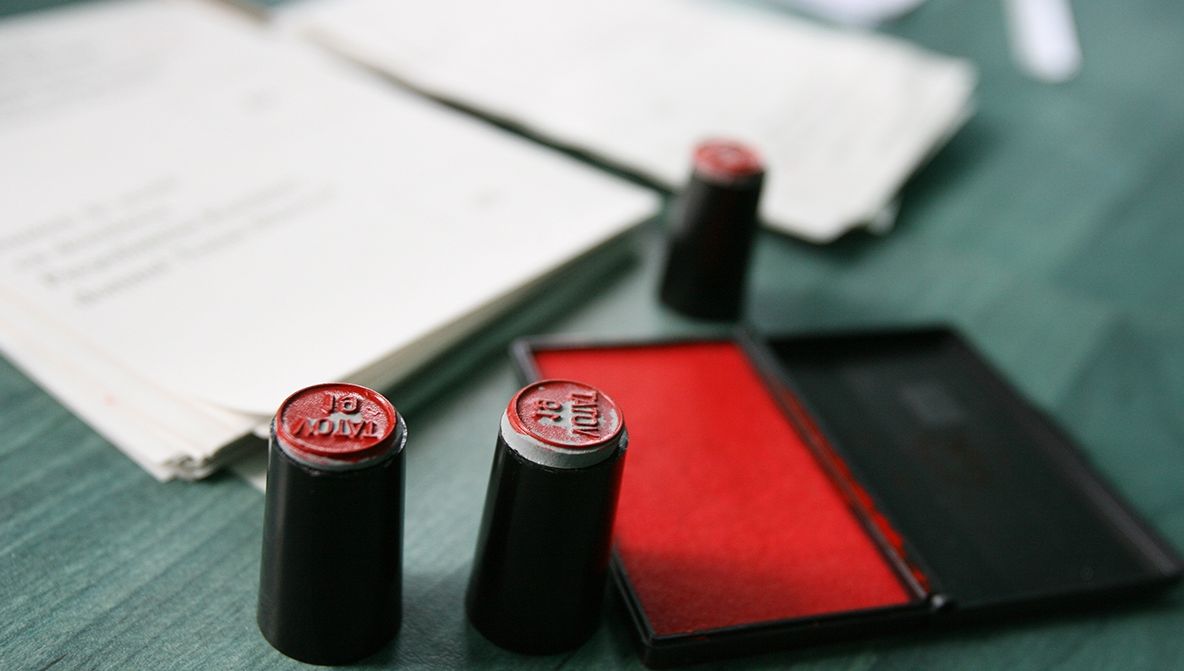 Mobilizare totală pentru alegerile din Republica Moldova! Cum au fost surprinși 8 tineri