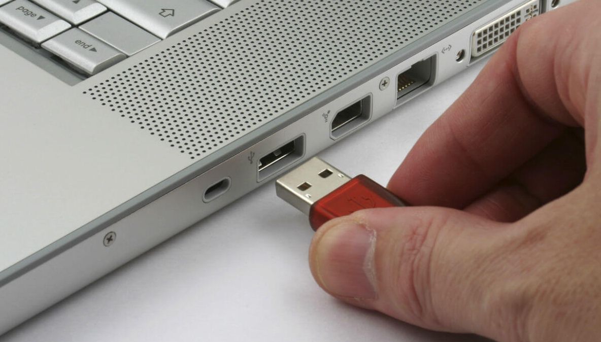 Poți vedea dacă ai HIV cu ajutorul computerului. În ce constă testul 