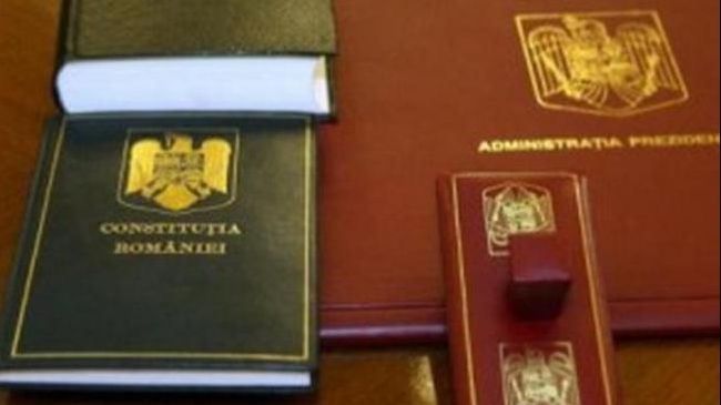 Iniţiativa pentru revizuirea Constituţie privind definirea familiei, vot favorabil în Comisie 