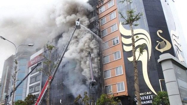 Tragedie în Vietnam: 13 morți într-un incendiu la un bar cu karaoke