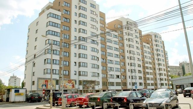 Amenzi pentru cei care nu-și fac asigurarea obligatorie a locuinței. Statul pregătește noi modificări la modul de aplicare al legii