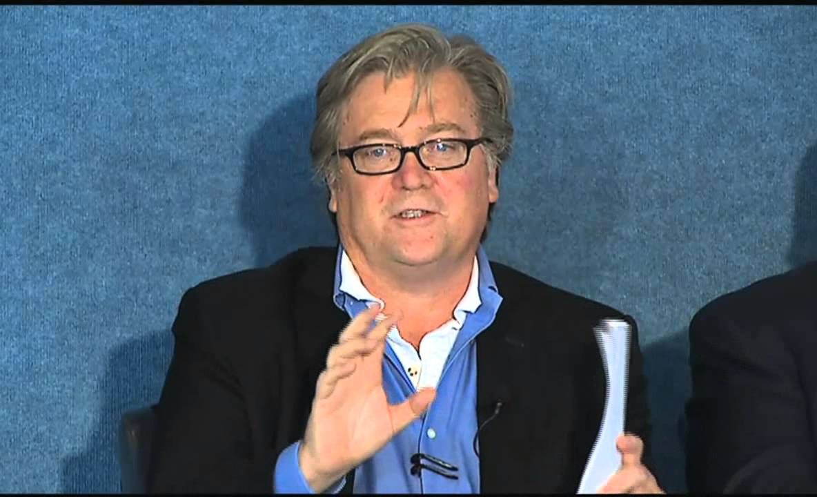 Consilierul nr. 1 al lui Trump, un ultraconservator acuzat de antisemitism și abuz domestic