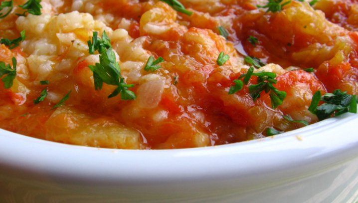 REŢETE DE POST: Pilaf cu roşii şi dovlecei. Cum prepari această mâncare gustoasă 