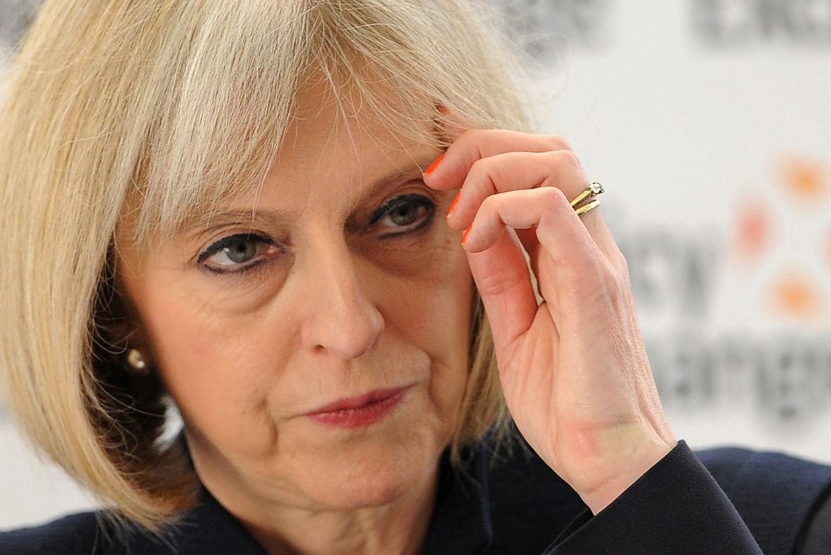 Donald Trump i-a adresat o invitaţie premierului britanic, pentru e efectua o vizită în SUA