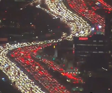 Imagini virale. Traficul în America, de Ziua Recunoştinţei, infernal de-a dreptul 