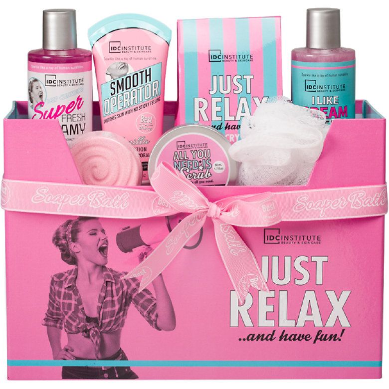 Reduceri la seturi de cosmetice, cadouri perfecte pentru Crăciun